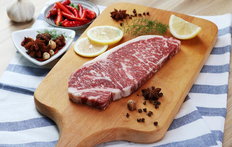 淘宝天猫春夏肉制品与三文鱼产品拍摄全攻略 从布光到场景的12个实战蜕变